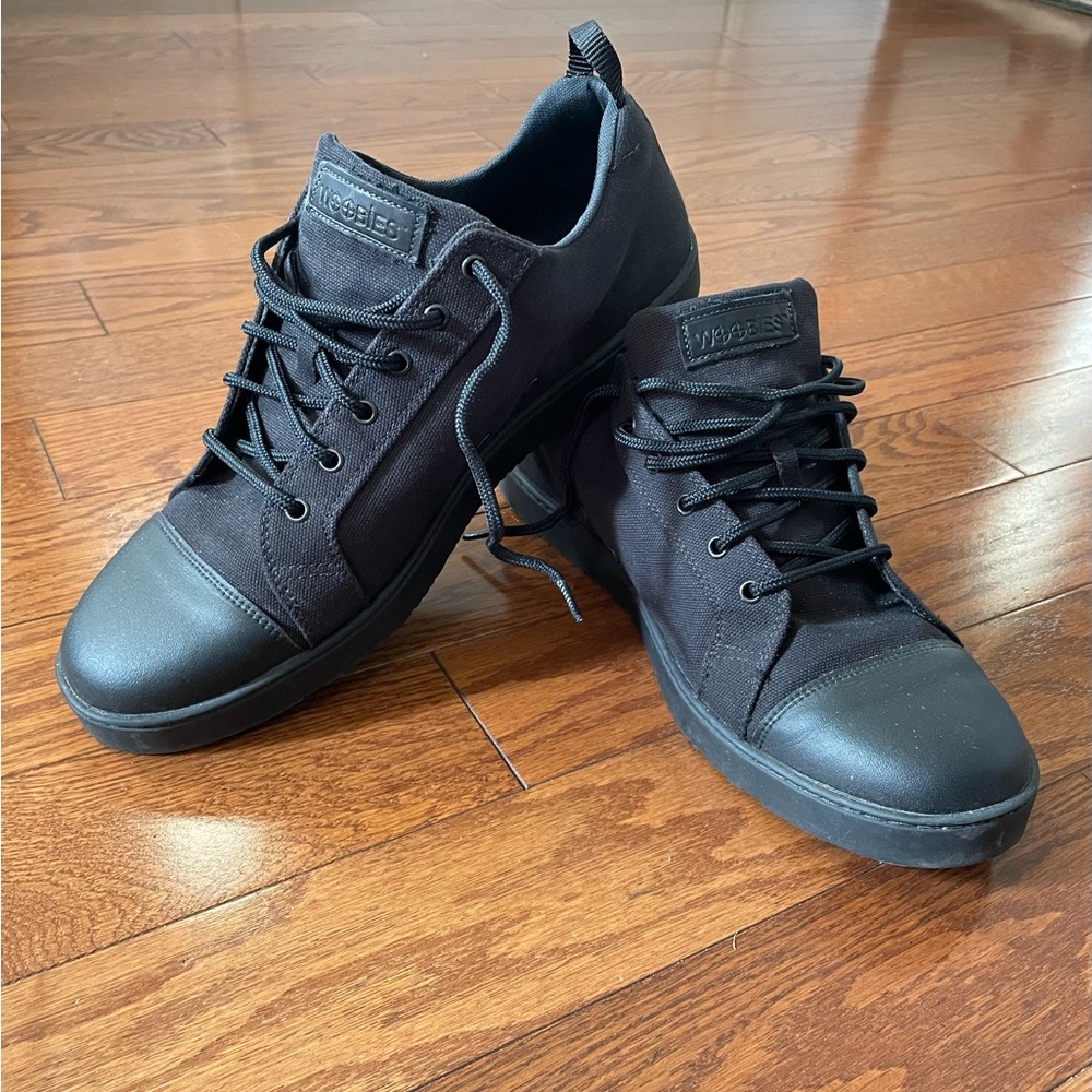 Woobies tactical Mod-1 shoes men’s 12 black canvas low slip resistant cap toe.